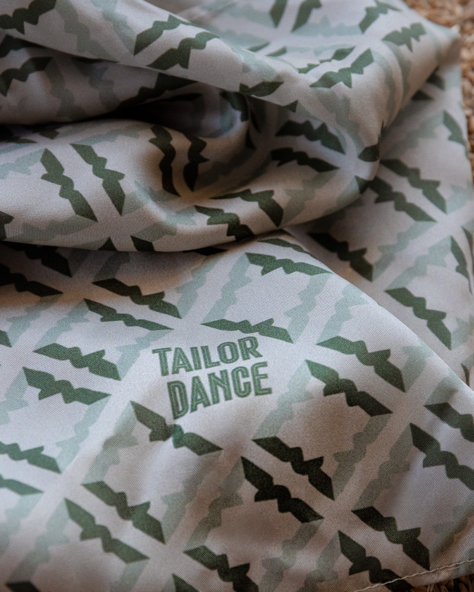 Bandana Seda Estampado Monograma - Tailor Dance
