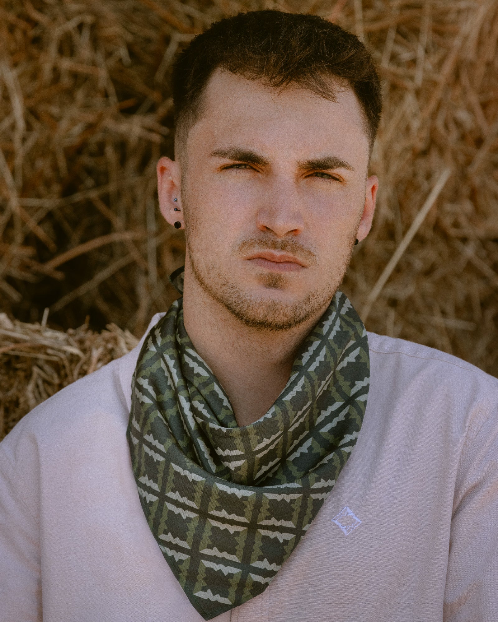 Bandana Seda Estampado Monograma Verde Oscuro - Tailor Dance
