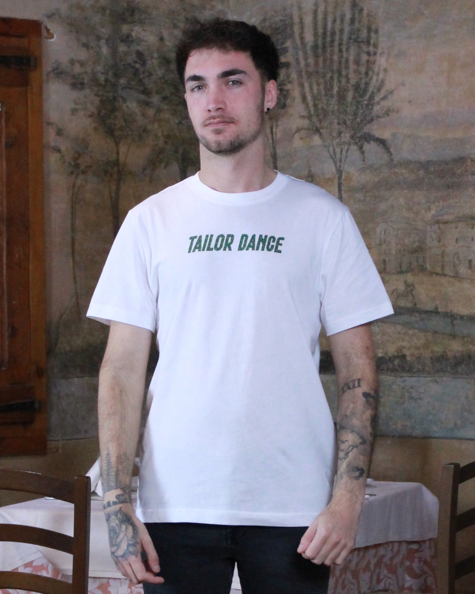 Camiseta Hombre Blanco Estampado Frontal - Tailor Dance