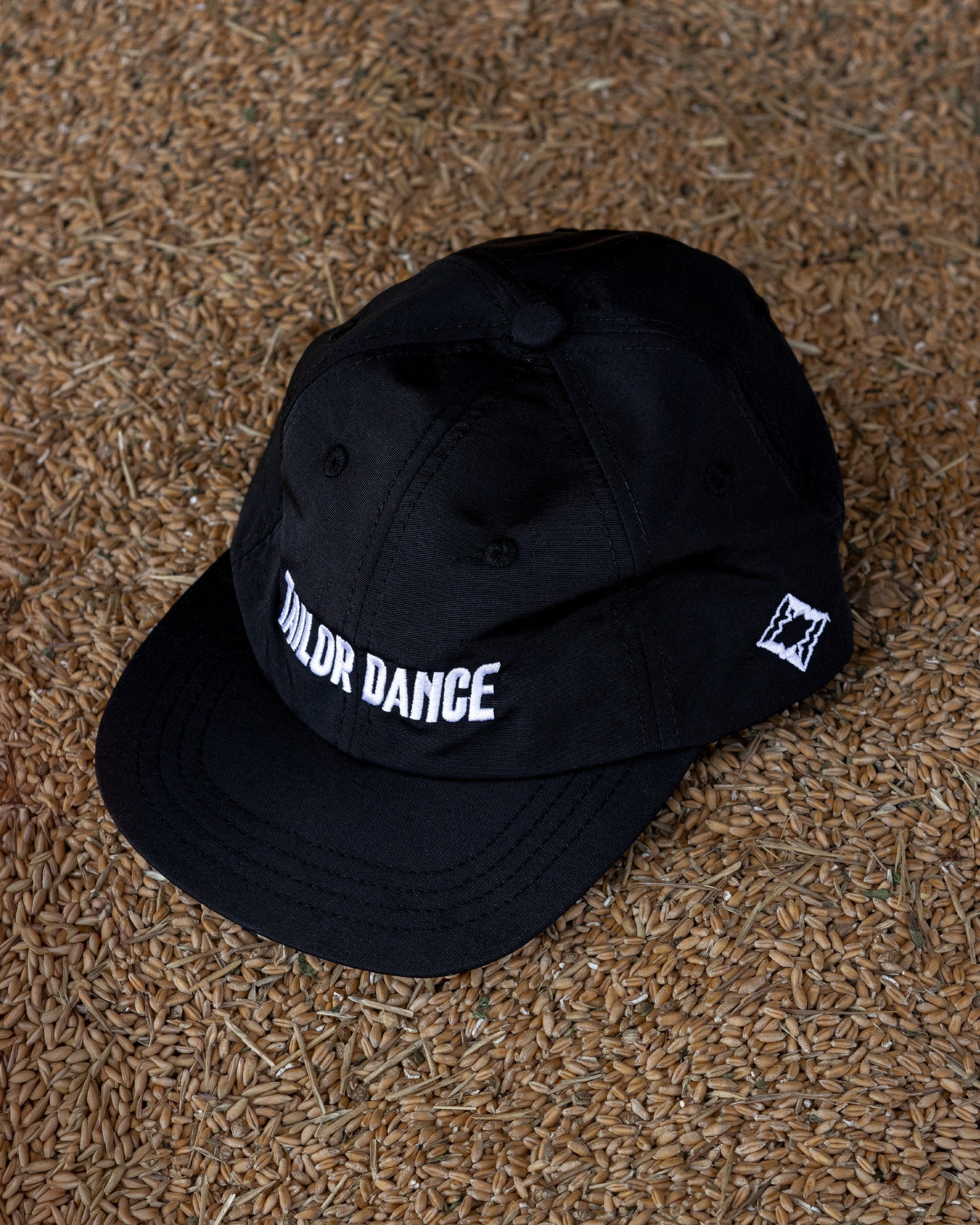 Gorra plana 6 paneles Negro - Tailor Dance